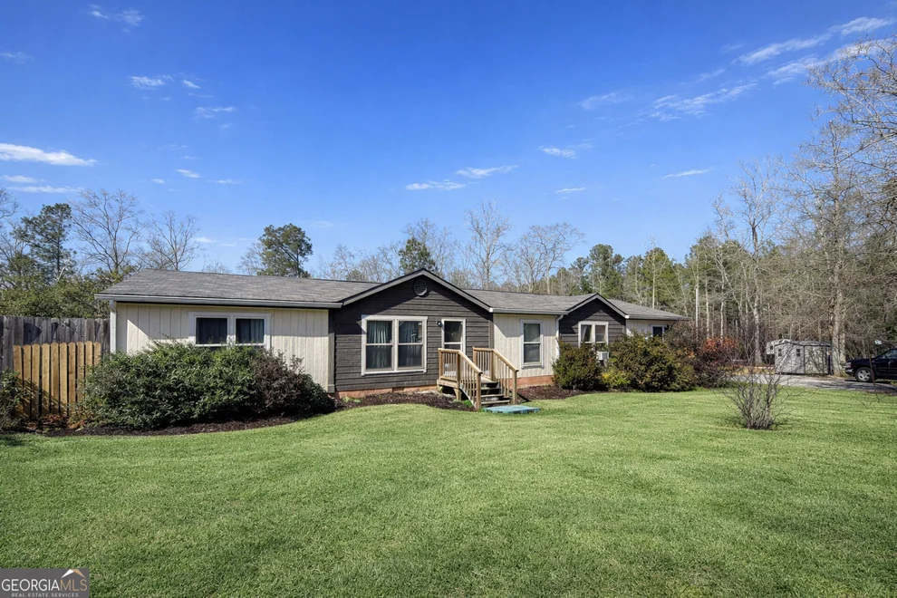 Unit for sale at 195 Margarets Grove Road SW, Crawfordville, GA 30631