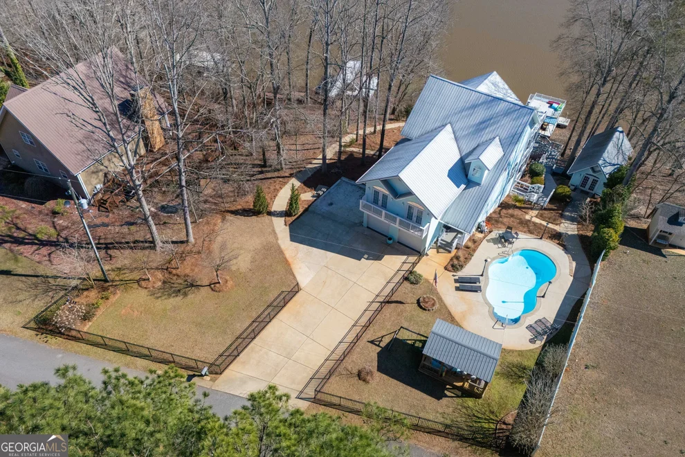 Unit for sale at 967 Wright Way, Wedowee, AL 36278