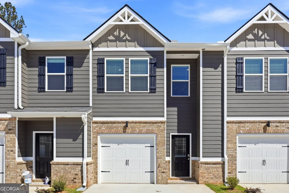 Unit for sale at 114 Meadowview Drive, Temple, GA 30179