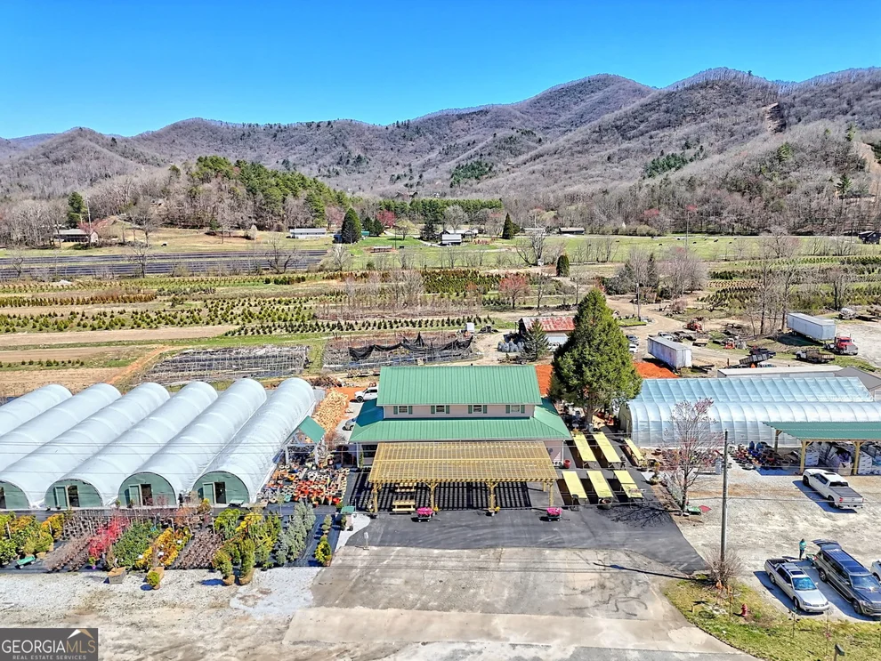 Unit for sale at 4772 Highway 441 N, Rabun Gap, GA 30568
