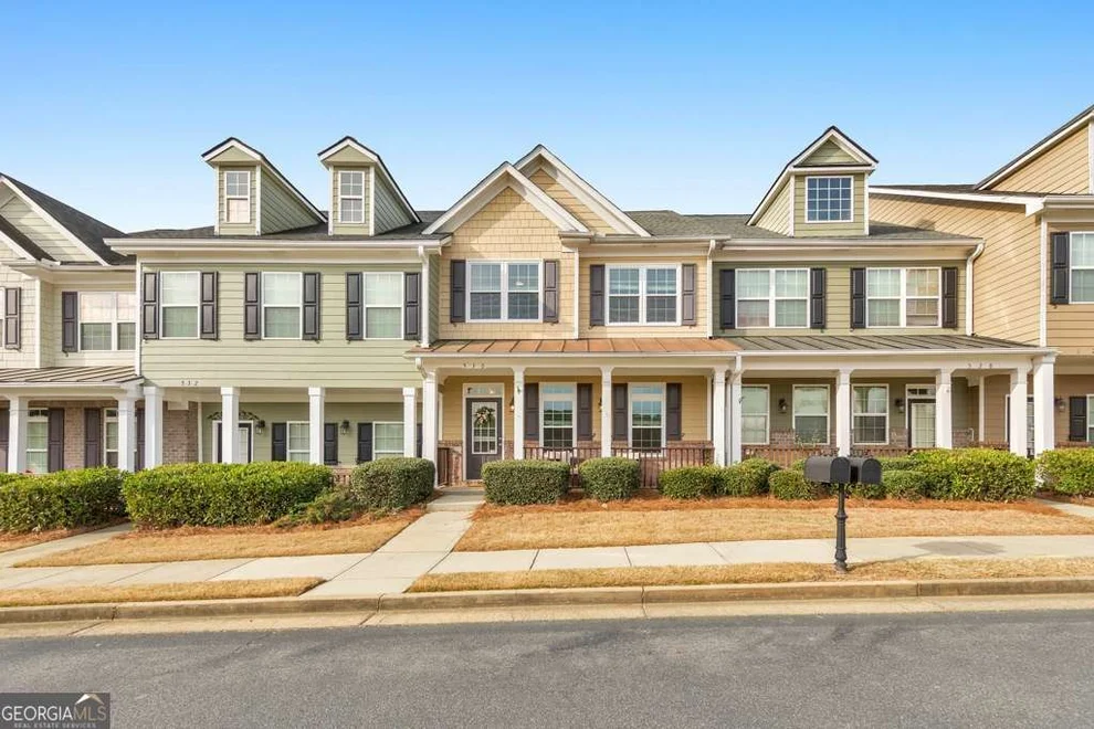 Unit for sale at 530 Georgia Way, Woodstock, GA 30188