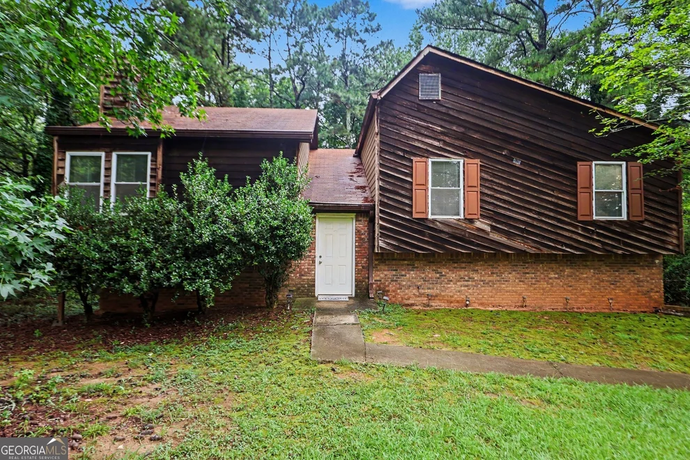 Unit for sale at 5894 Sutton Drive, Douglasville, GA 30135