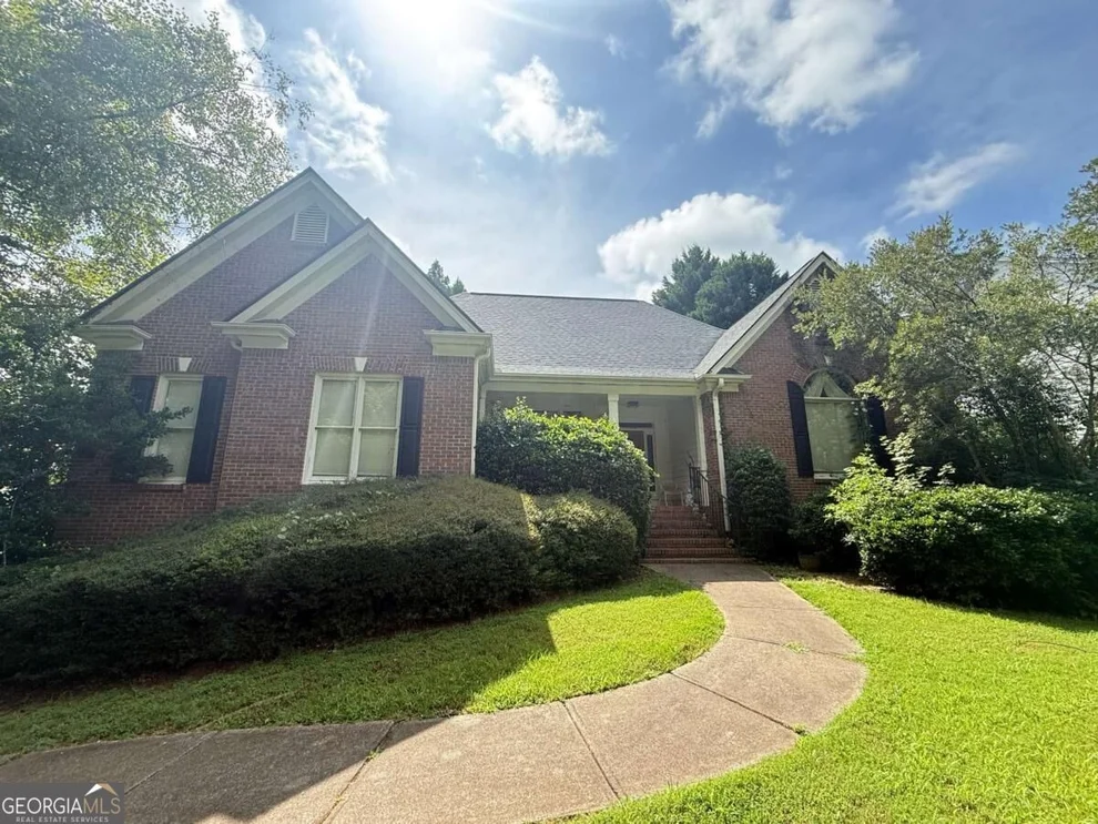 Unit for sale at 8521 Parkview Court, Monroe, GA 30656