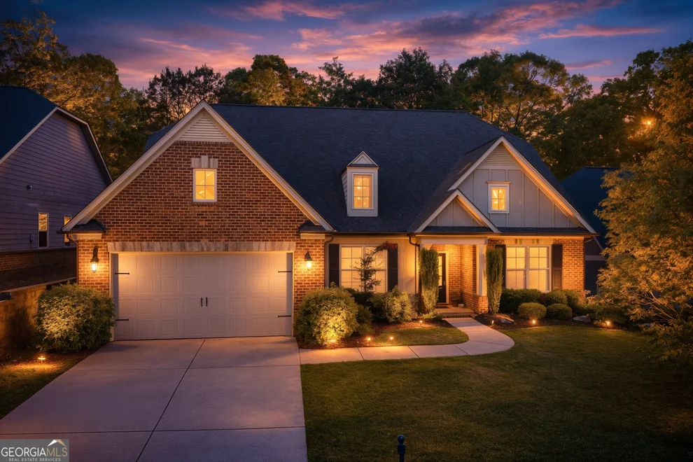 Unit for sale at 2668 Limestone Creek Drive, Gainesville, GA 30501