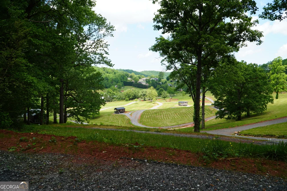 Unit for sale at 527 Saunders LOT 68 Road, Franklin, NC 28734