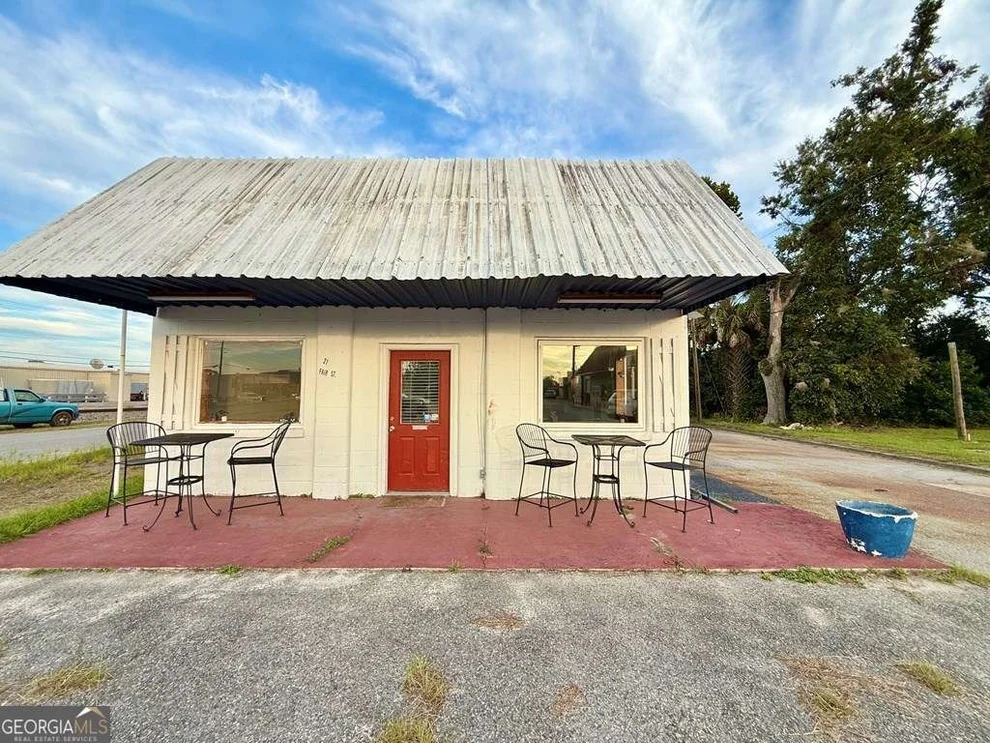 Unit for sale at 21 Fair Street, Baxley, GA 31513