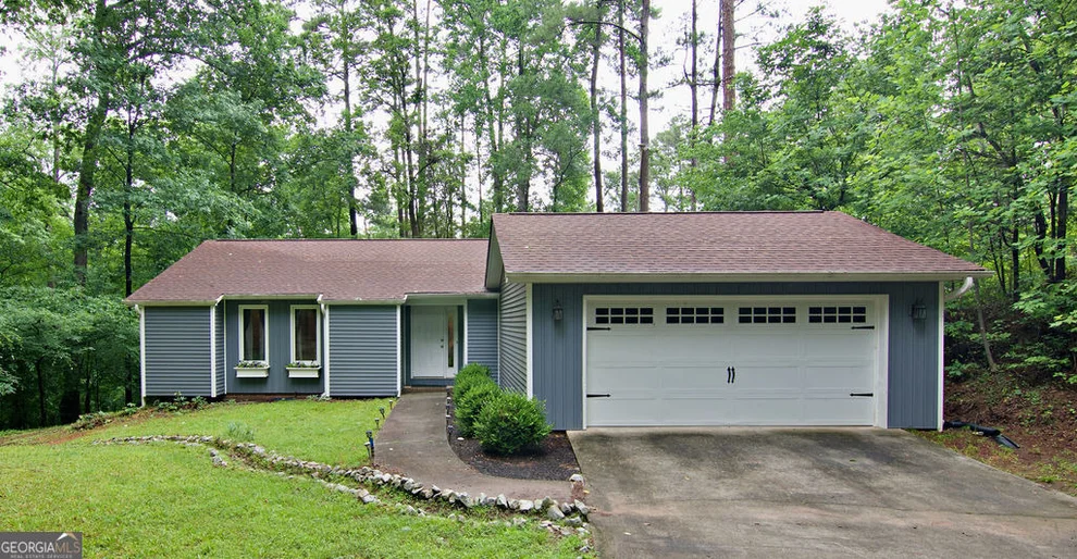 Unit for sale at 1279 Coneross Point Drive, Seneca, SC 29678