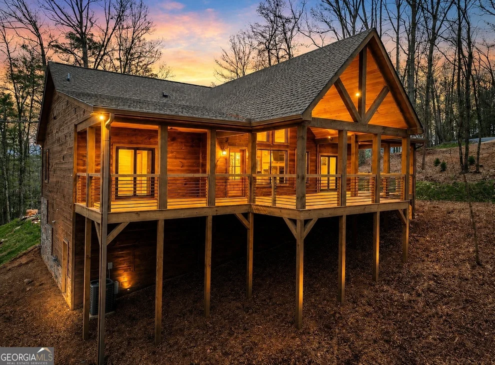 Unit for sale at 223 Bent Wood Lane, Blue Ridge, GA 30513