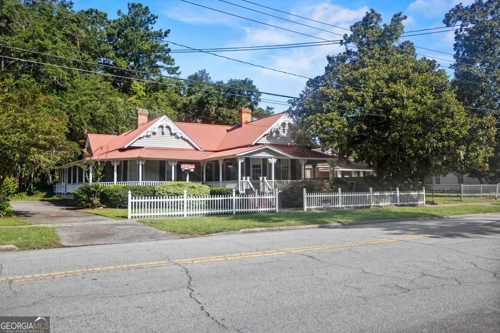 Unit for sale at 325 N Main Street, Hinesville, GA 31313