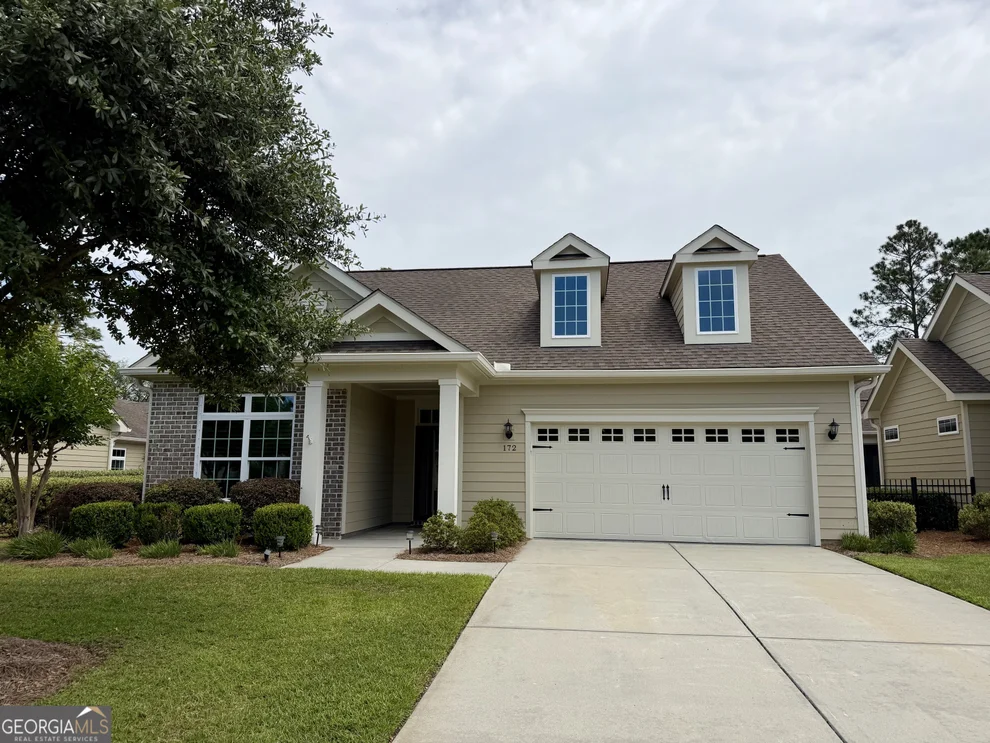 Unit for sale at 172 Kingfisher Circle, Pooler, GA 31322