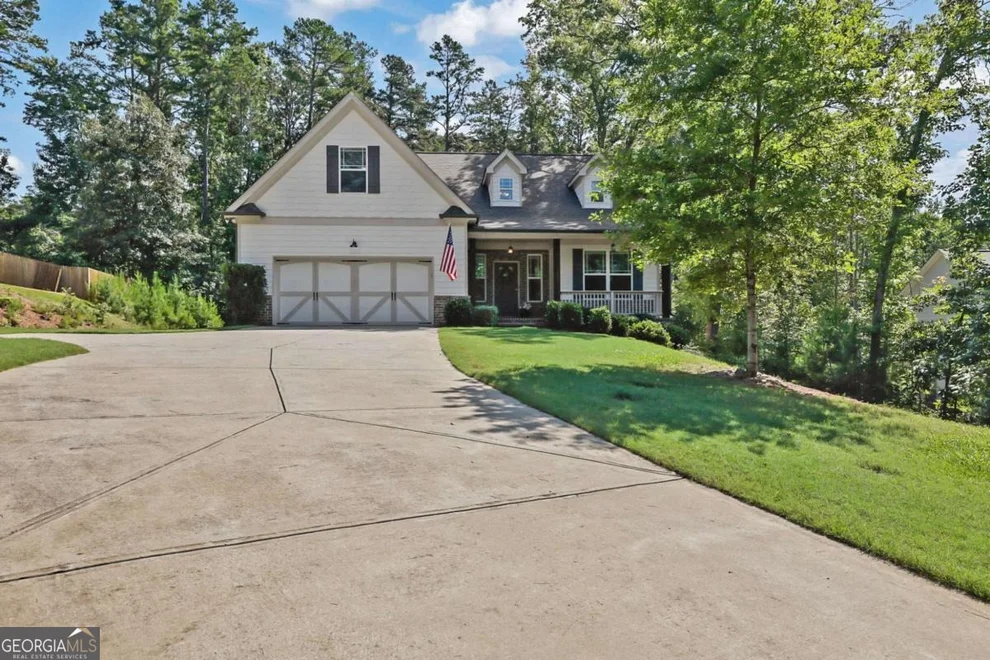 Unit for sale at 8130 Calloway Club Drive, Cumming, GA 30028