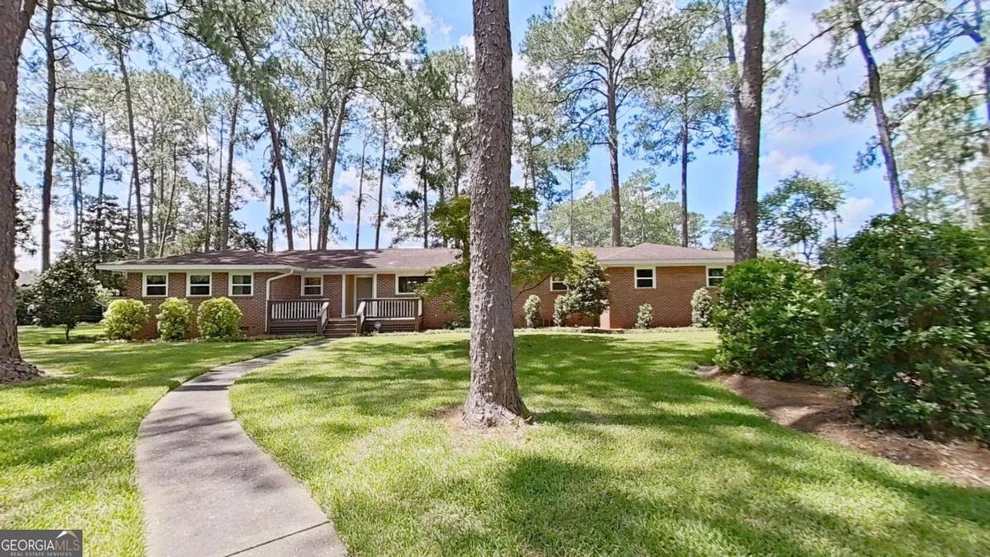 Unit for sale at 300 Betty Street, Thomasville, GA 31792