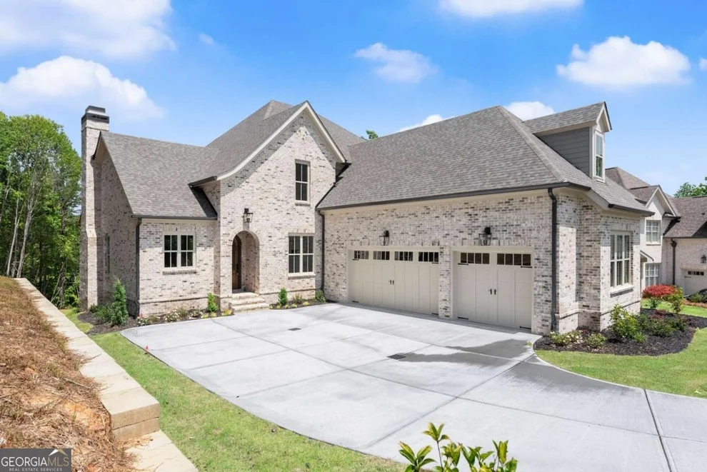 Unit for sale at 4860 Grandview Court, Flowery Branch, GA 30542
