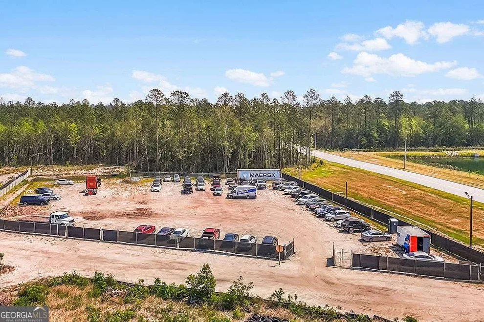 Unit for sale at 390 Fort Argyle Road, Savannah, GA 31419