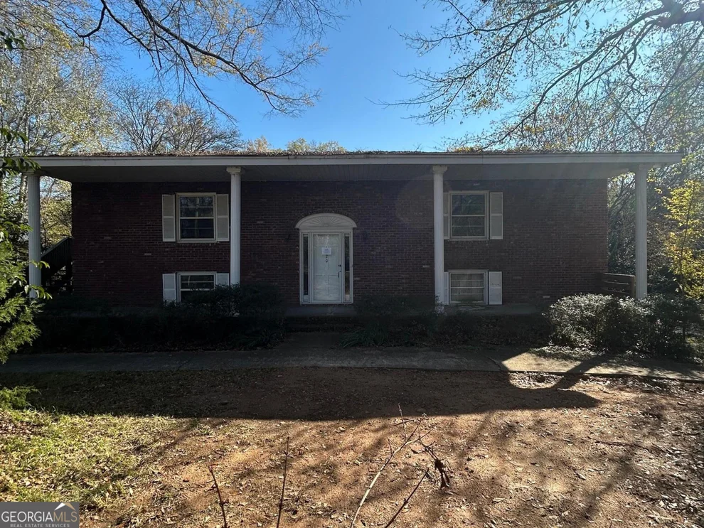 Unit for sale at 1620 Irwinton Road, Milledgeville, GA 31061