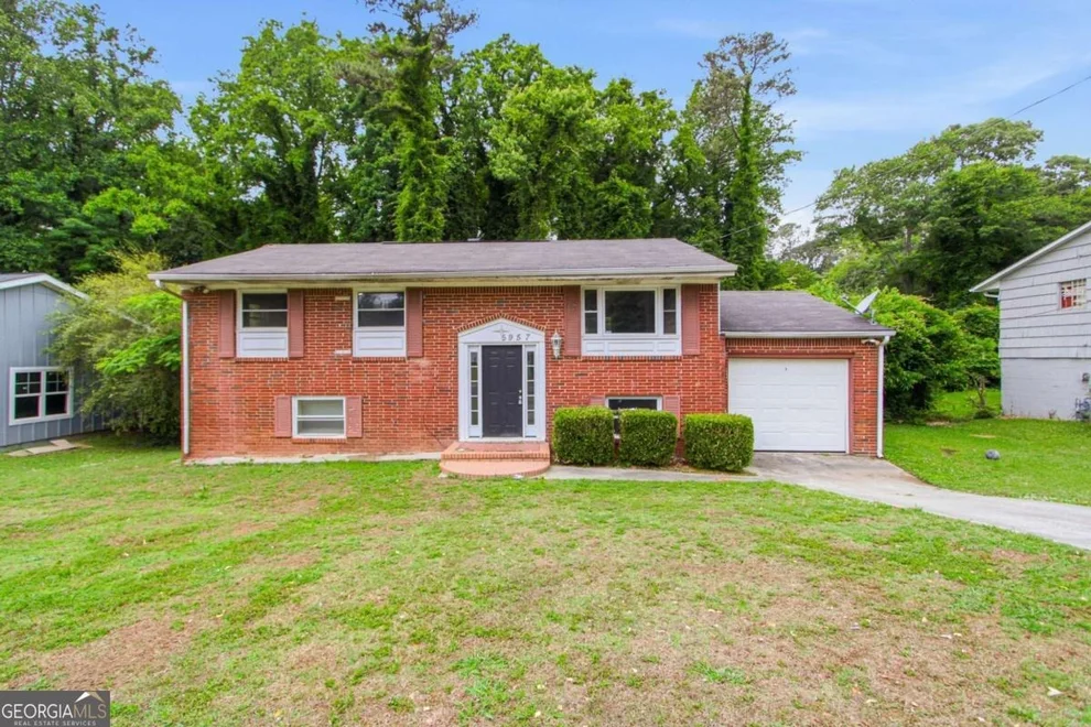 Unit for sale at 5957 Baywood Lane, Riverdale, GA 30296
