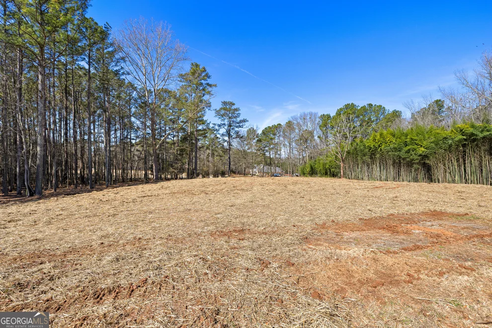 Unit for sale at 535 Laurelwood Drive, Tyrone, GA 30290