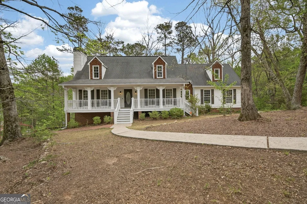Unit for sale at 4901 Tree Tops Drive, Douglasville, GA 30135