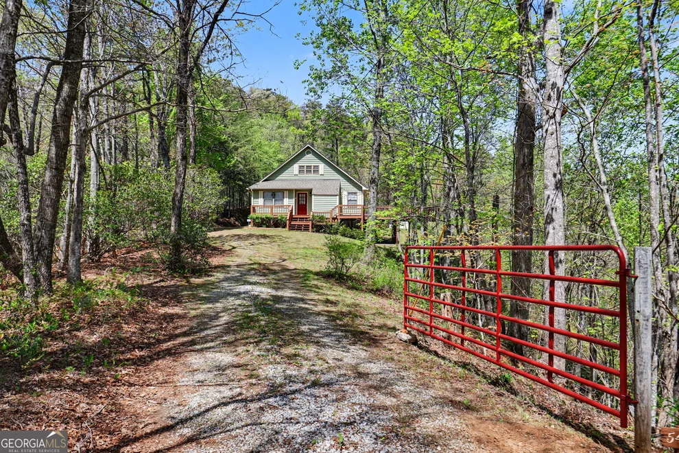 Unit for sale at 542 Eastern Cross Lane, Clayton, GA 30525