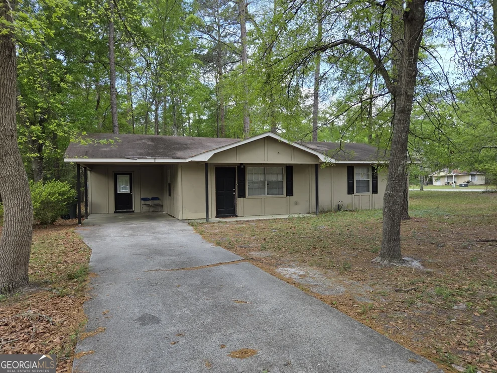 Unit for sale at 219 Surrey Road, Hinesville, GA 31313