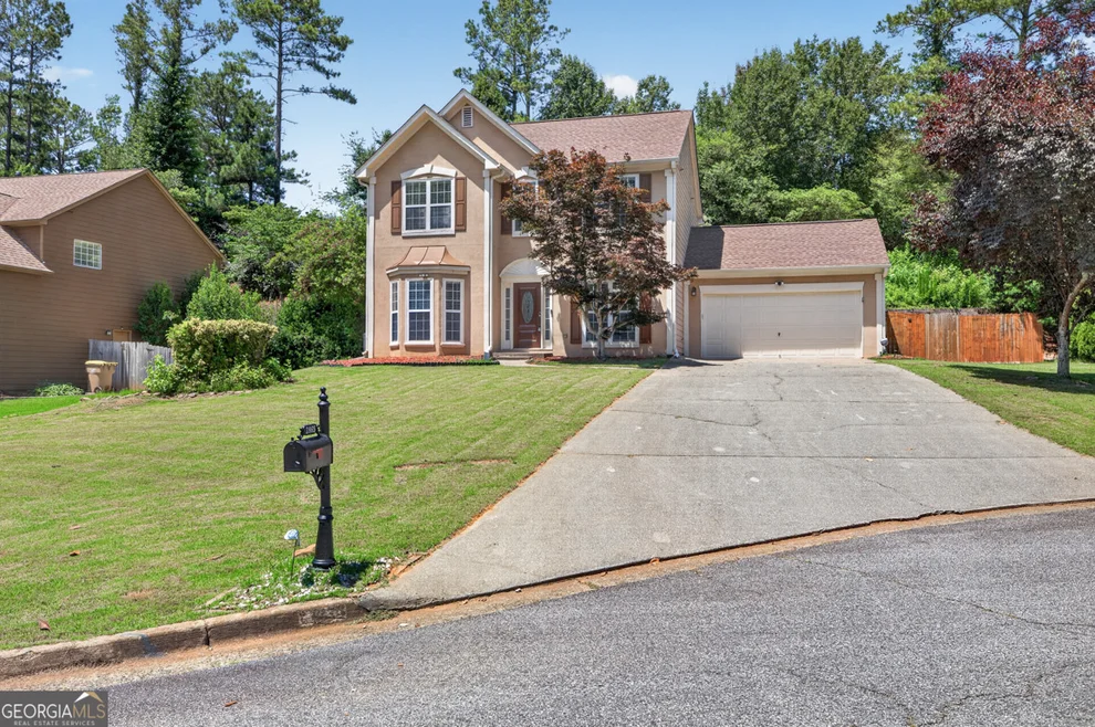Unit for sale at 2865 Stonehenge Court, Cumming, GA 30041