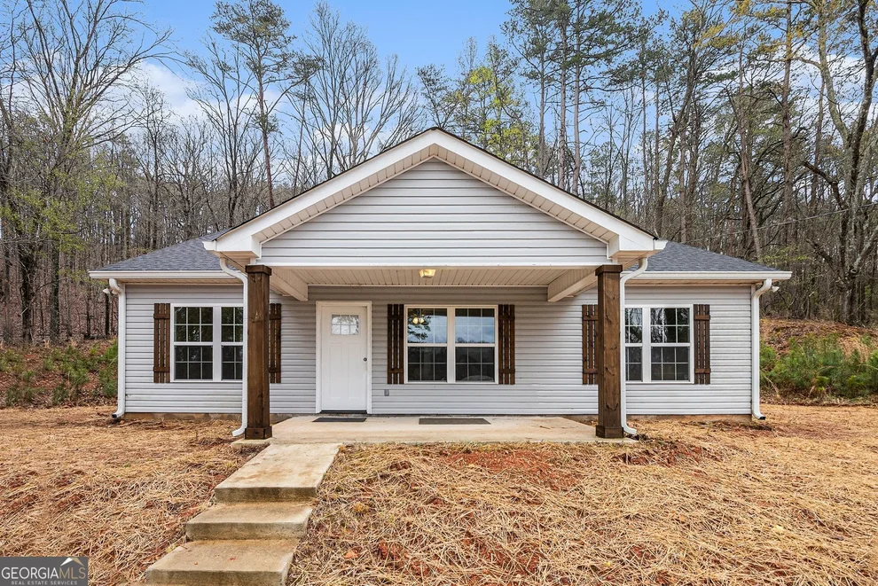 Unit for sale at 117 Jack Street SE, Silver Creek, GA 30173