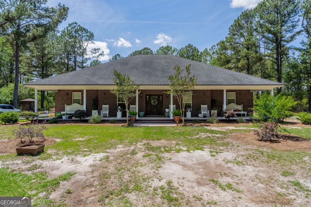 Unit for sale at 5512 Newton Road, Blackshear, GA 31516