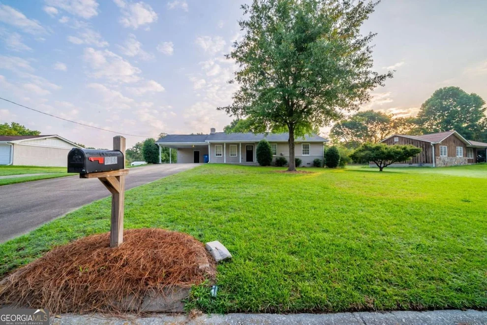 Unit for sale at 2091 Moon Drive SW, Conyers, GA 30094