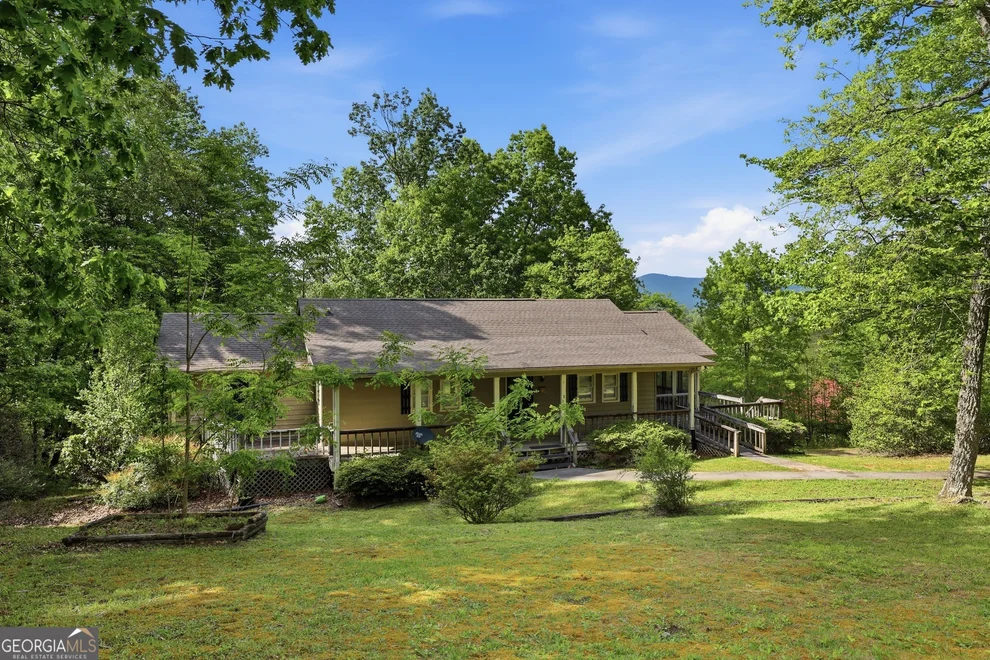Unit for sale at 592 Potomac Drive, Tiger, GA 30576