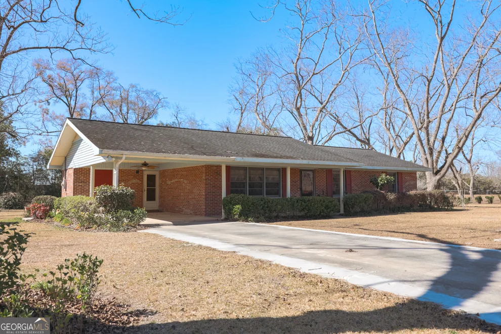 Unit for sale at 3111 Spatola Loop, Blackshear, GA 31516