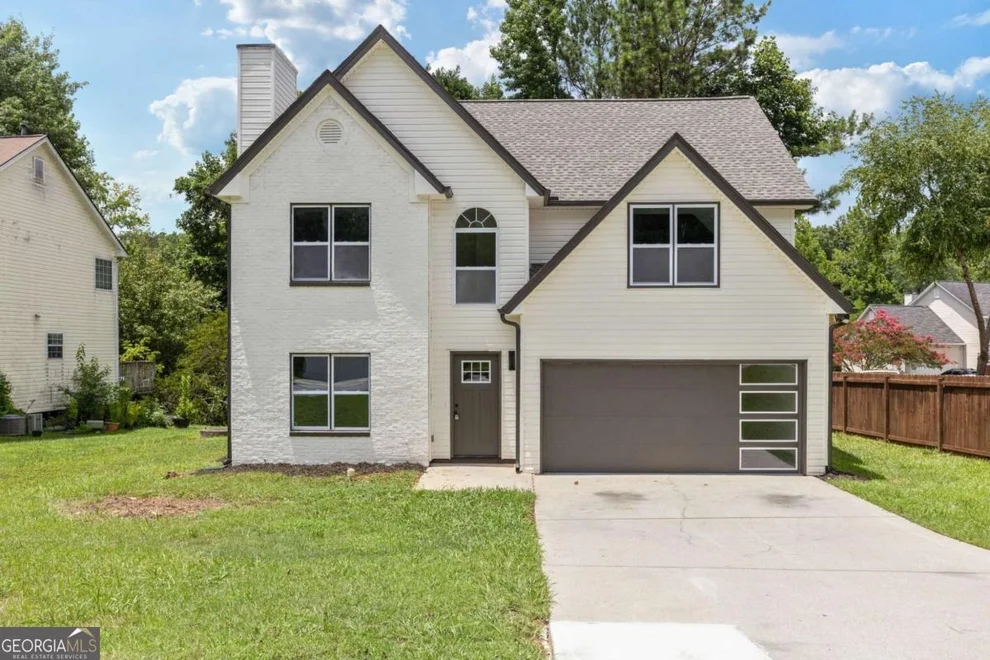 Unit for sale at 140 Winncastle Drive, Lawrenceville, GA 30044