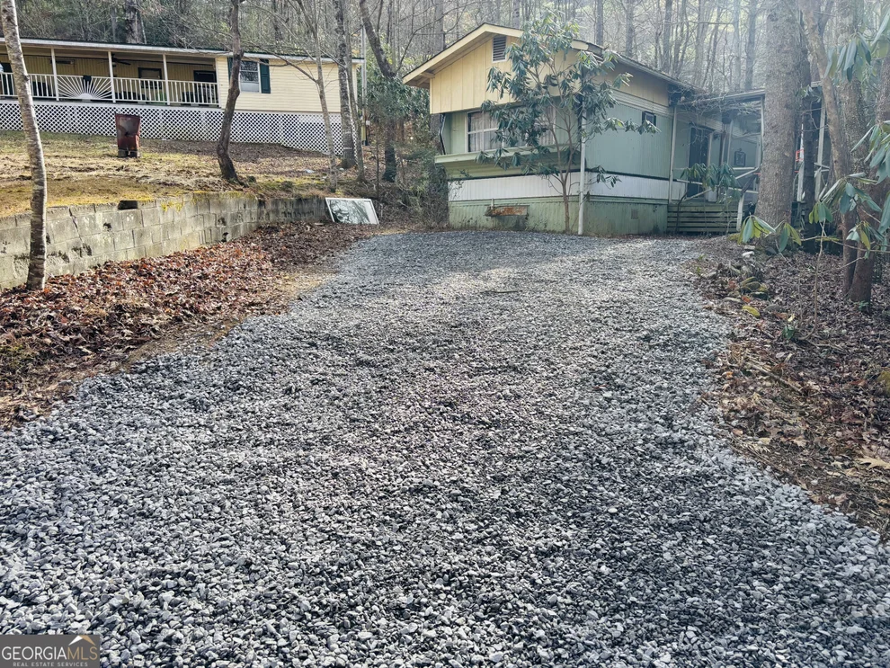 Unit for sale at 366 Gander Gap Road, Hiawassee, GA 30546