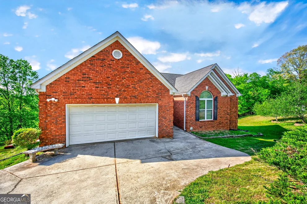 Unit for sale at 459 Nightdream Lane, Winder, GA 30680
