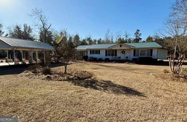 Unit for sale at 425 Hunter Road, Baxley, GA 31513