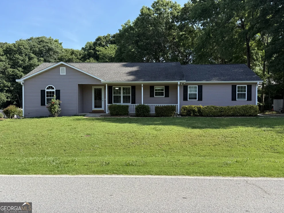 Unit for sale at 384 SAM BROWN Boulevard, Commerce, GA 30529