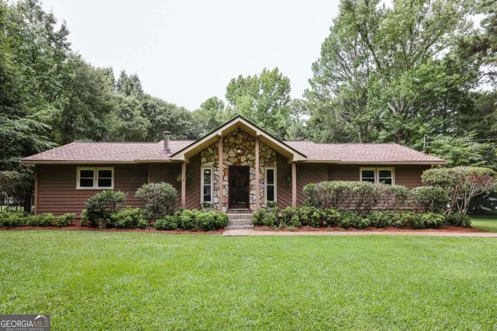 Unit for sale at 110 Pioneer Drive, Athens, GA 30605