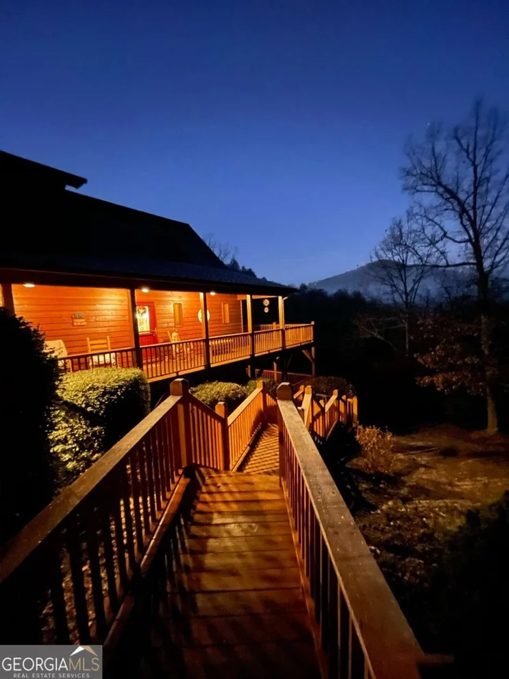 Unit for sale at 85 Flat Top Trail, Murphy, NC 28906
