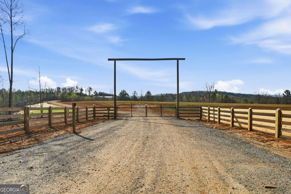Unit for sale at 1927 Leeches Road, Ellijay, GA 30540