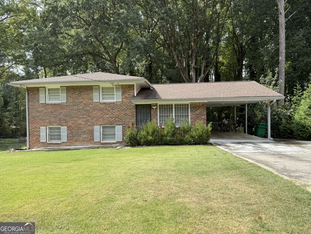 Unit for sale at 5941 Pinecreek Road, Forest Park, GA 30297
