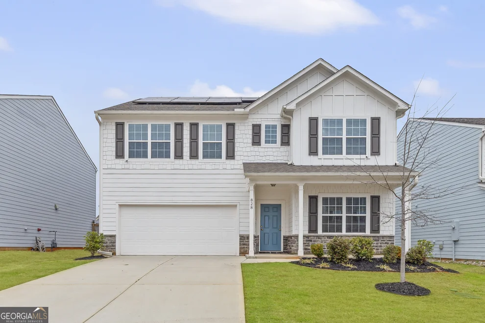 Unit for sale at 828 Royal Red Court, McDonough, GA 30253