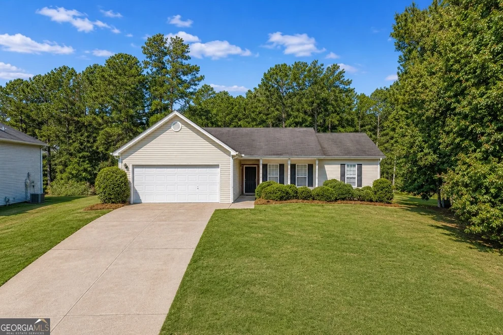 Unit for sale at 1019 Preserve Lane, Bethlehem, GA 30620