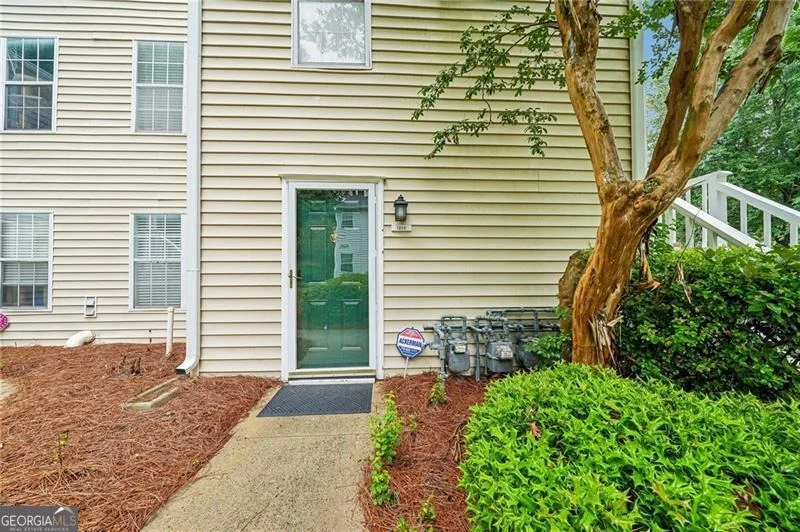 Unit for sale at 1212 Glenleaf Drive, Peachtree Corners, GA 30092