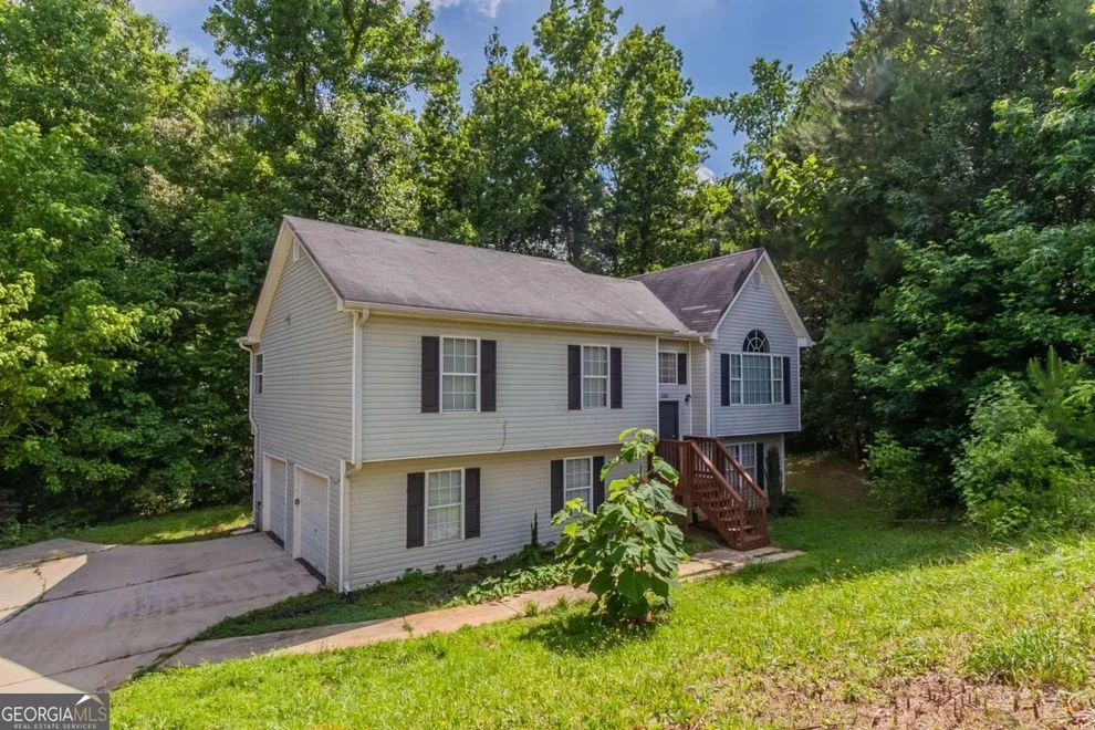 Unit for sale at 1404 Lancaster Court, Mcdonough, GA 30252