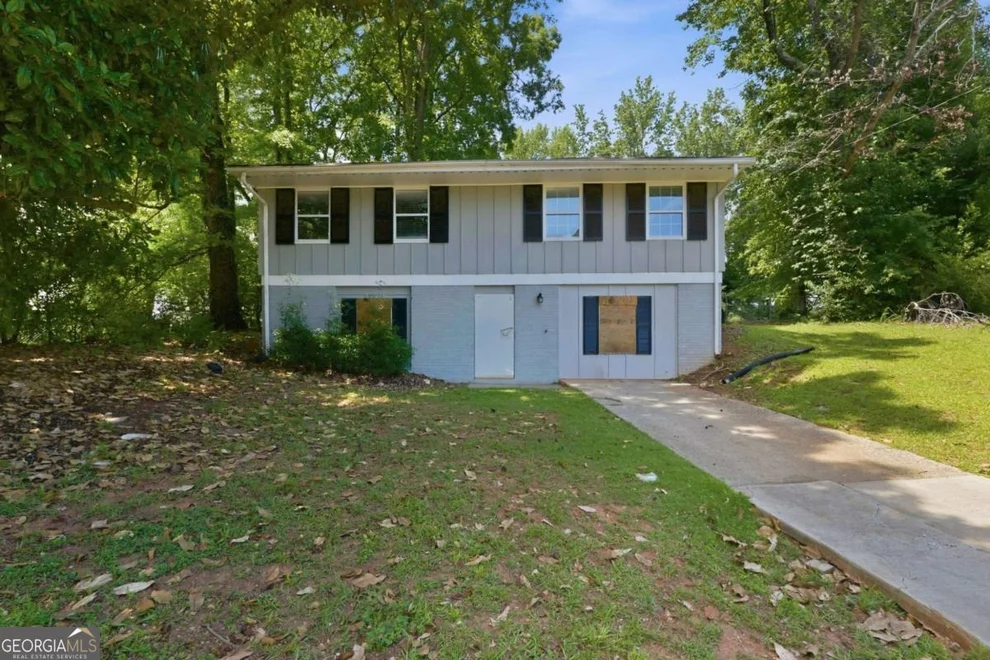 Unit for sale at 2852 Port Royal Lane, Decatur, GA 30034