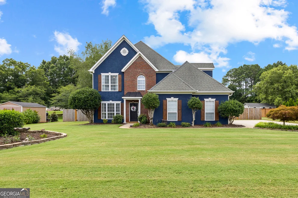 Unit for sale at 93 Fieldstone Way, Newnan, GA 30265