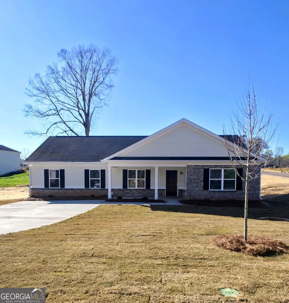 Unit for sale at 45 Charlotte Drive, Statham, GA 30666