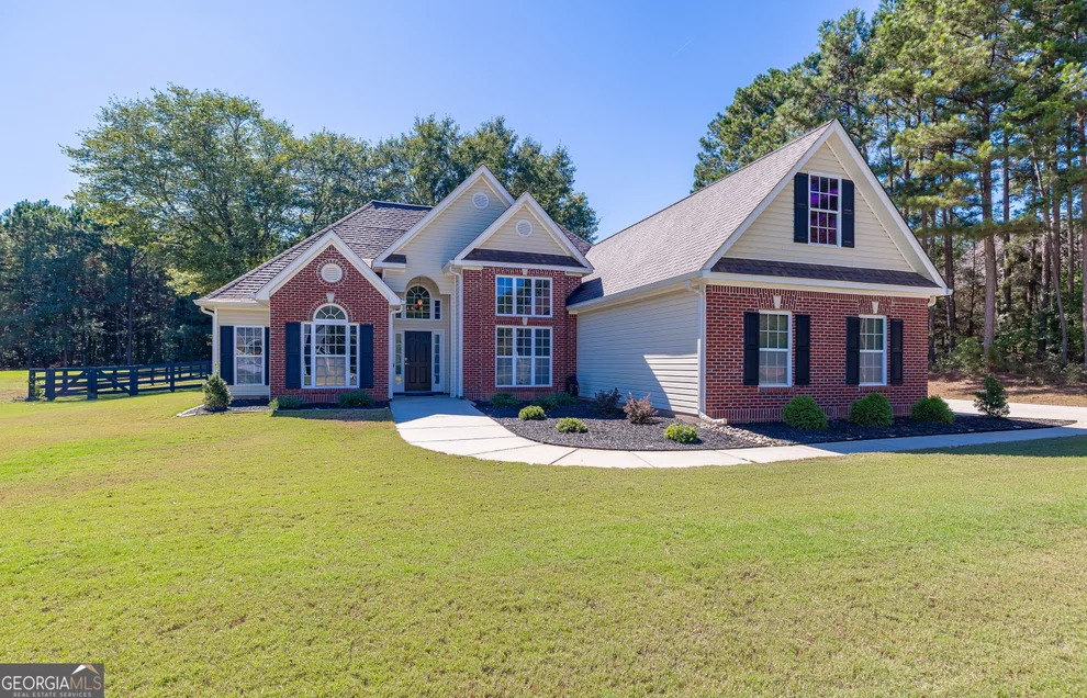 Unit for sale at 37 Mount Moriah Drive, Senoia, GA 30276