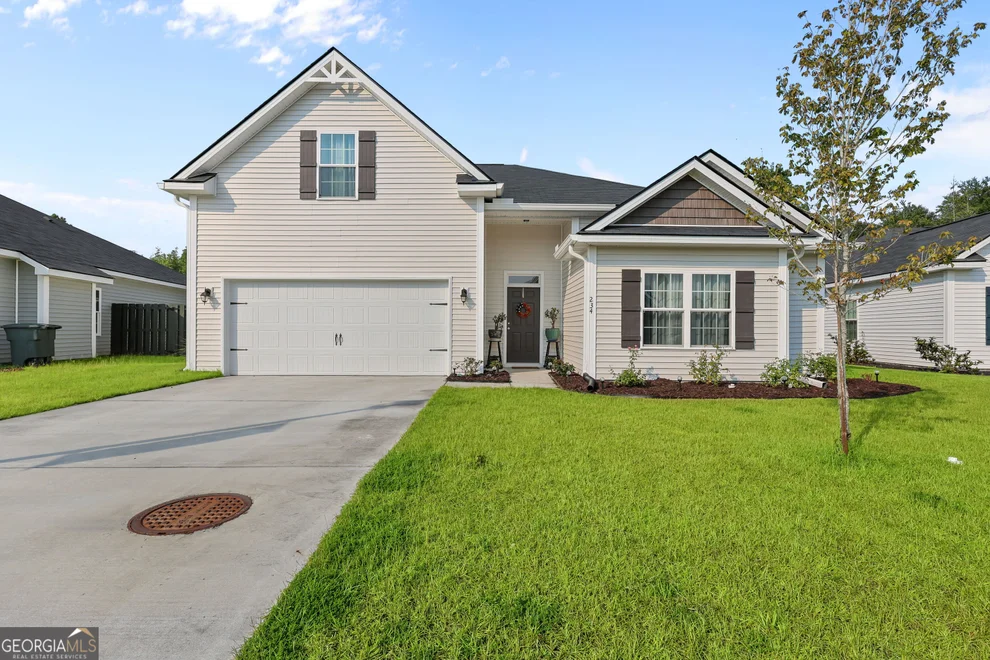Unit for sale at 234 Brightleaf Circle, Hinesville, GA 31313