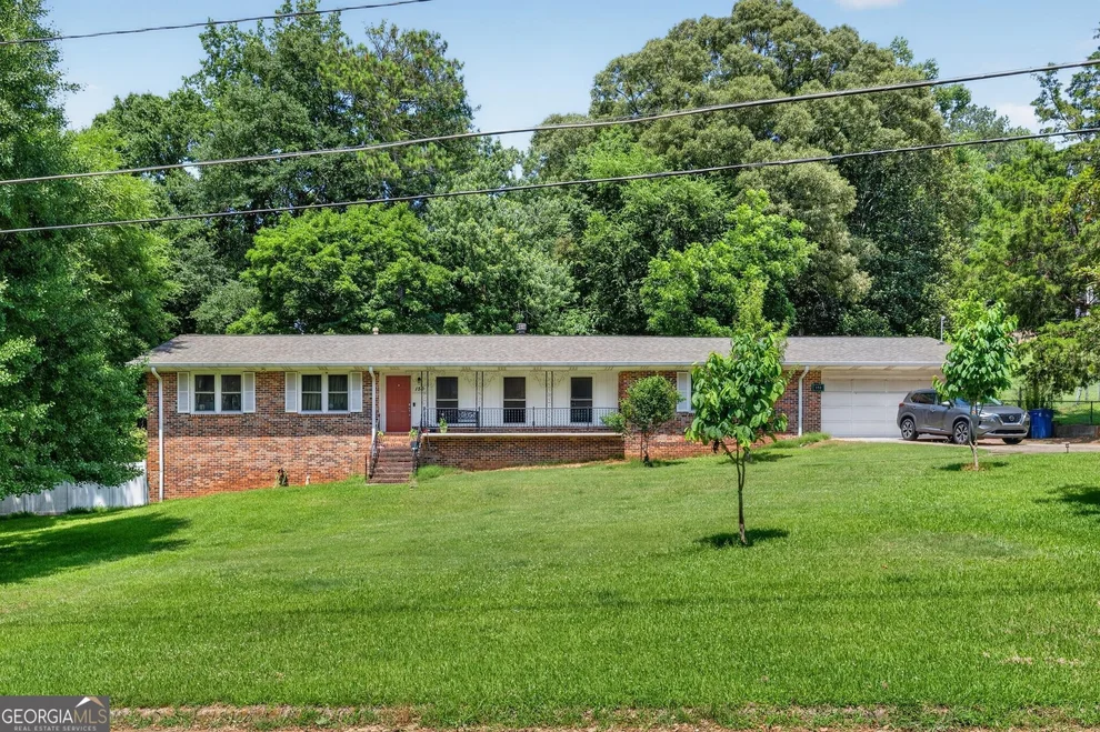 Unit for sale at 150 Shawnee Drive, Athens, GA 30606