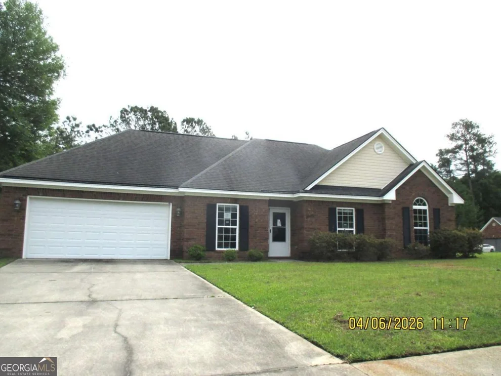 Unit for sale at 1109 Sara Lane, Hinesville, GA 31313